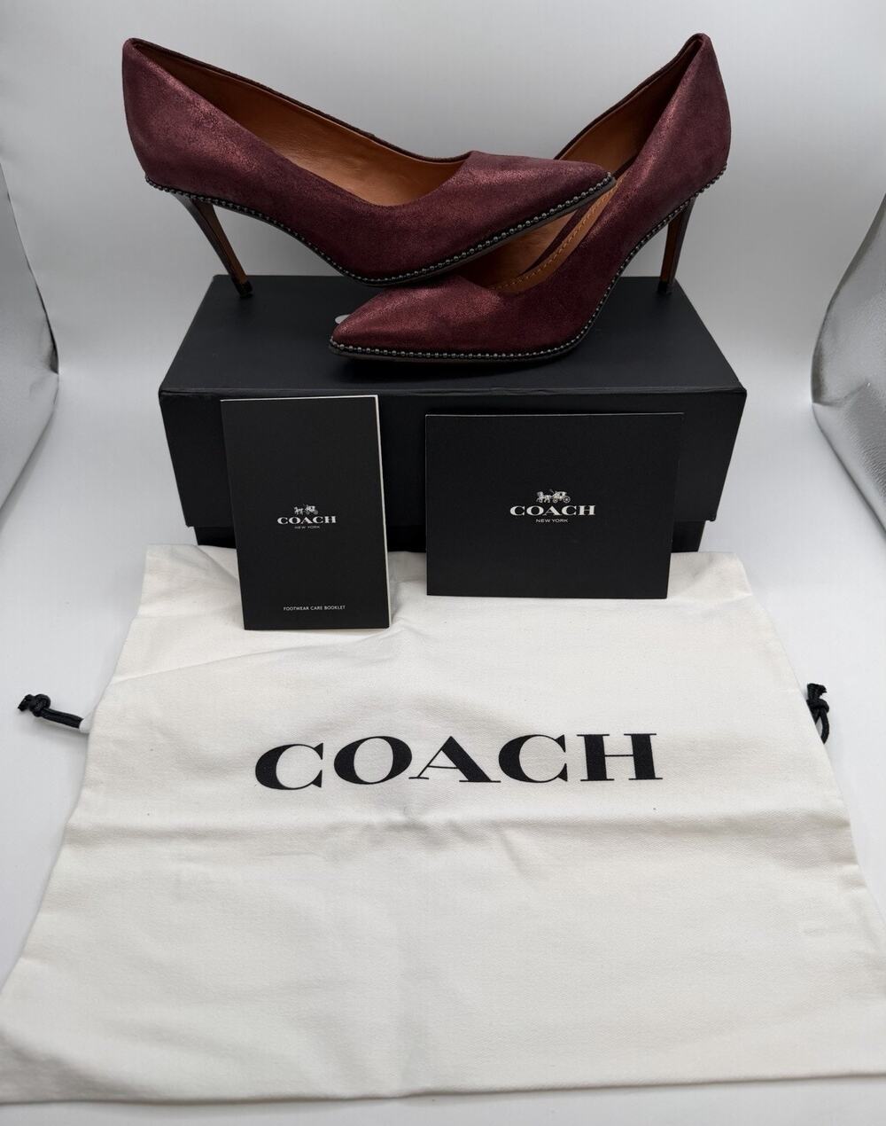 COACH Beadchain Pump Burgandy Glitter Suede Leather Sz 8 Stiletto Heel New